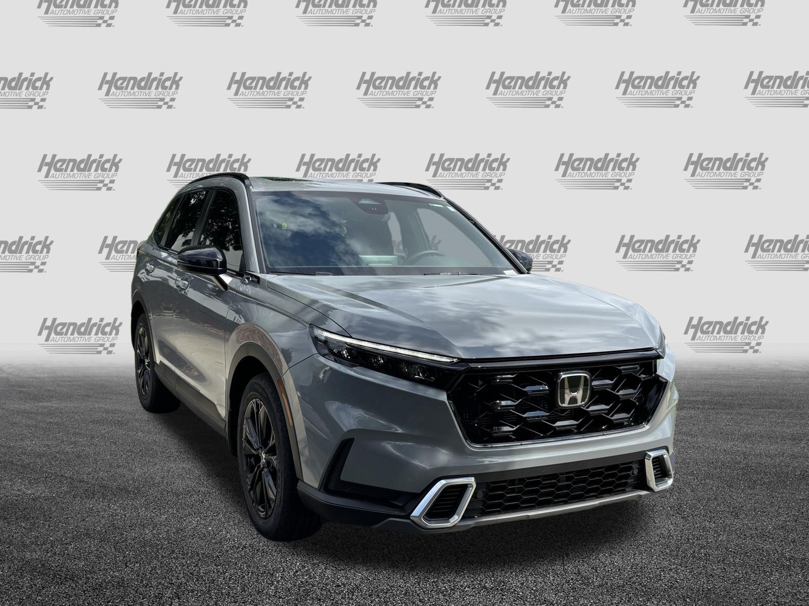 Used 2026 Honda CR-V Sport Touring image 2