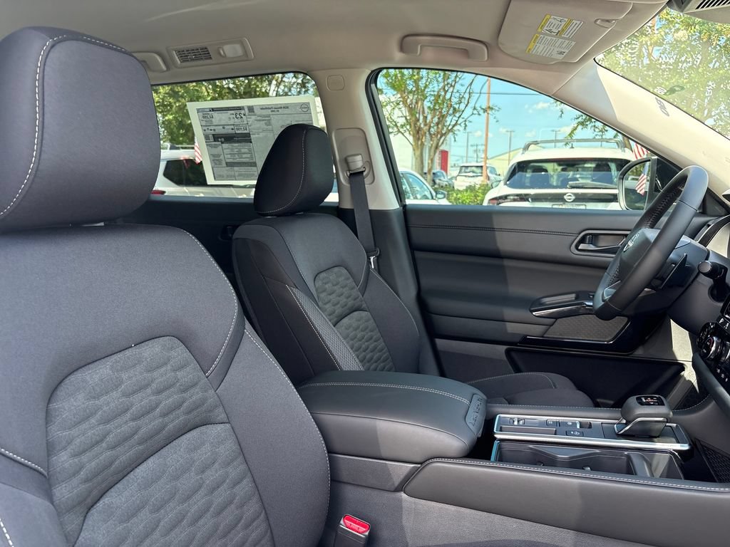 New 2026 Nissan Pathfinder SV FWD image 25