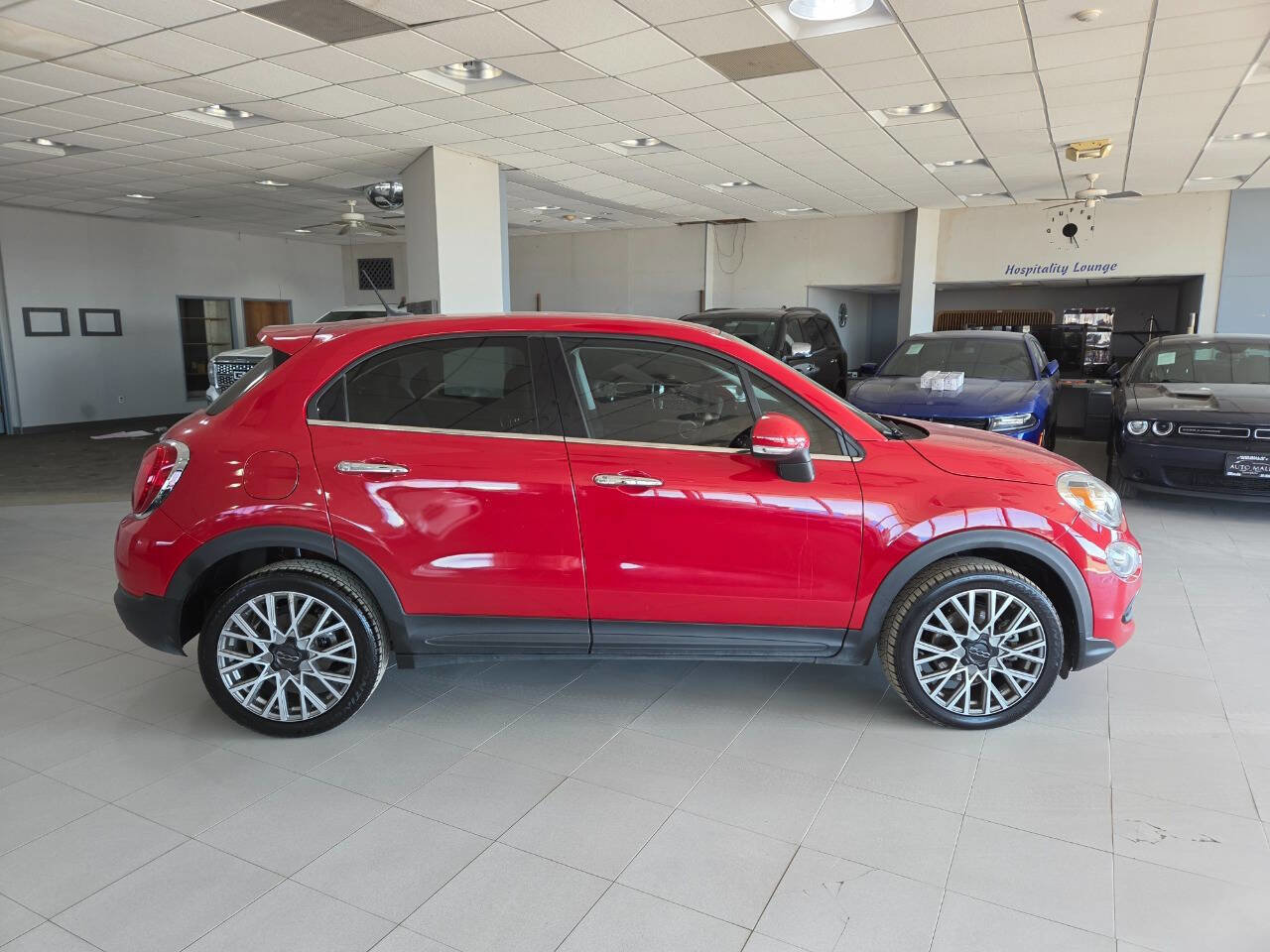 Used 2017 FIAT 500X Lounge image 8