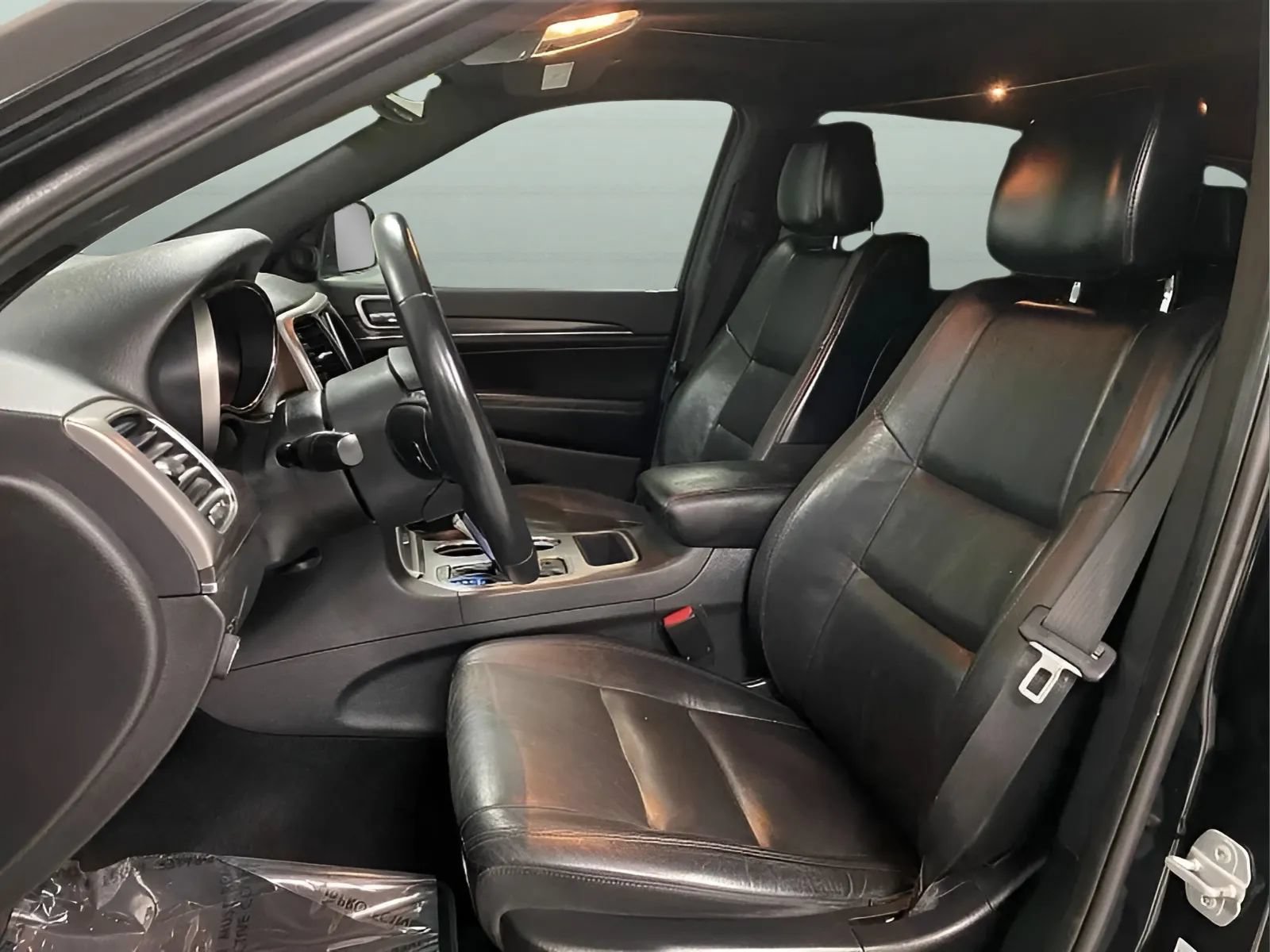 Used 2018 Jeep Grand Cherokee Limited RWD image 9