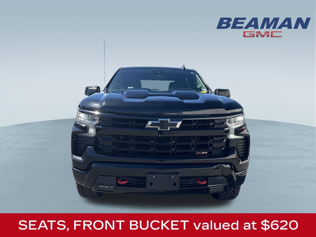 Used 2022 Chevrolet Silverado 1500 LT Trail Boss AWD/4WD image 2