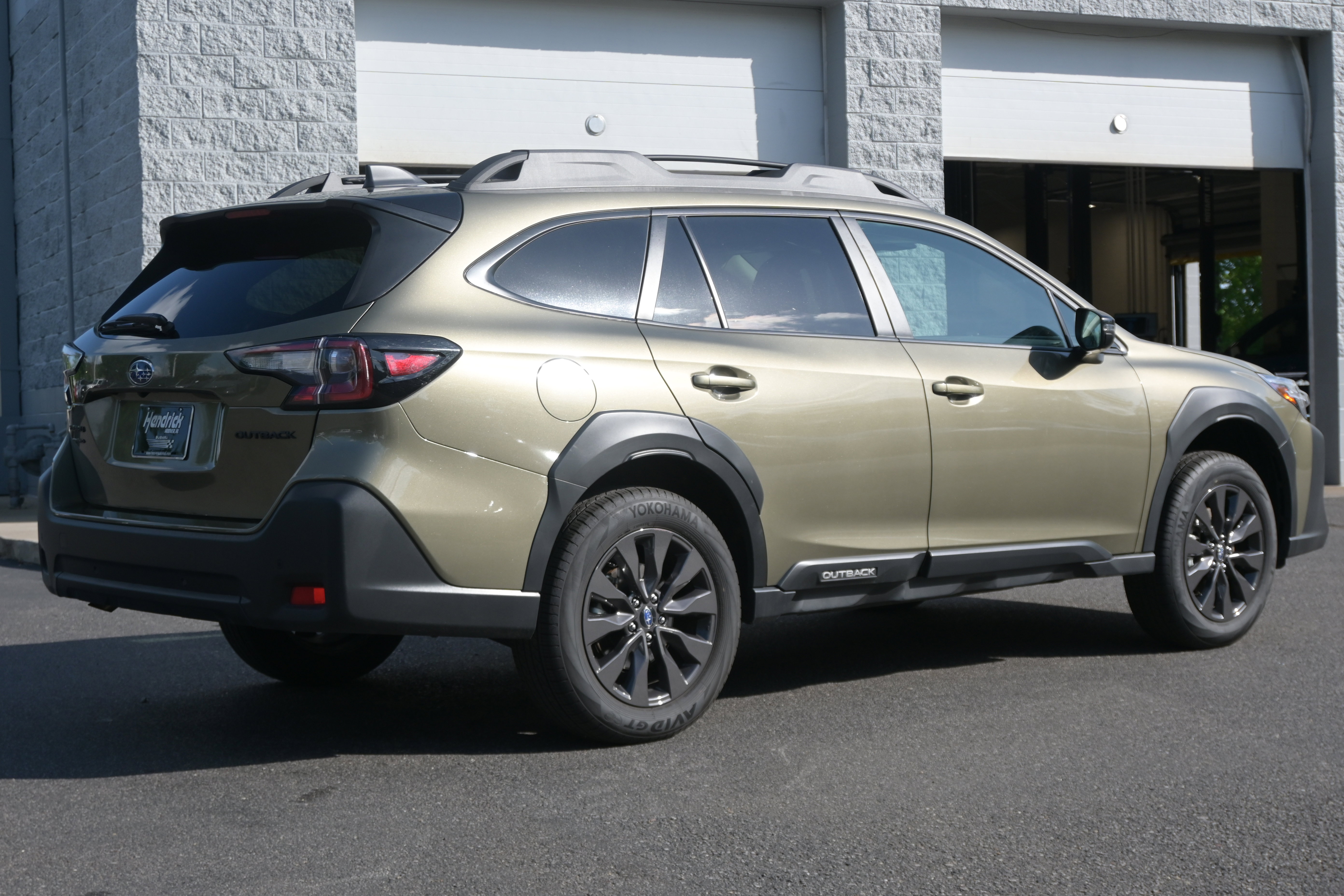 Certified 2025 Subaru Outback Onyx Edition AWD/4WD image 9