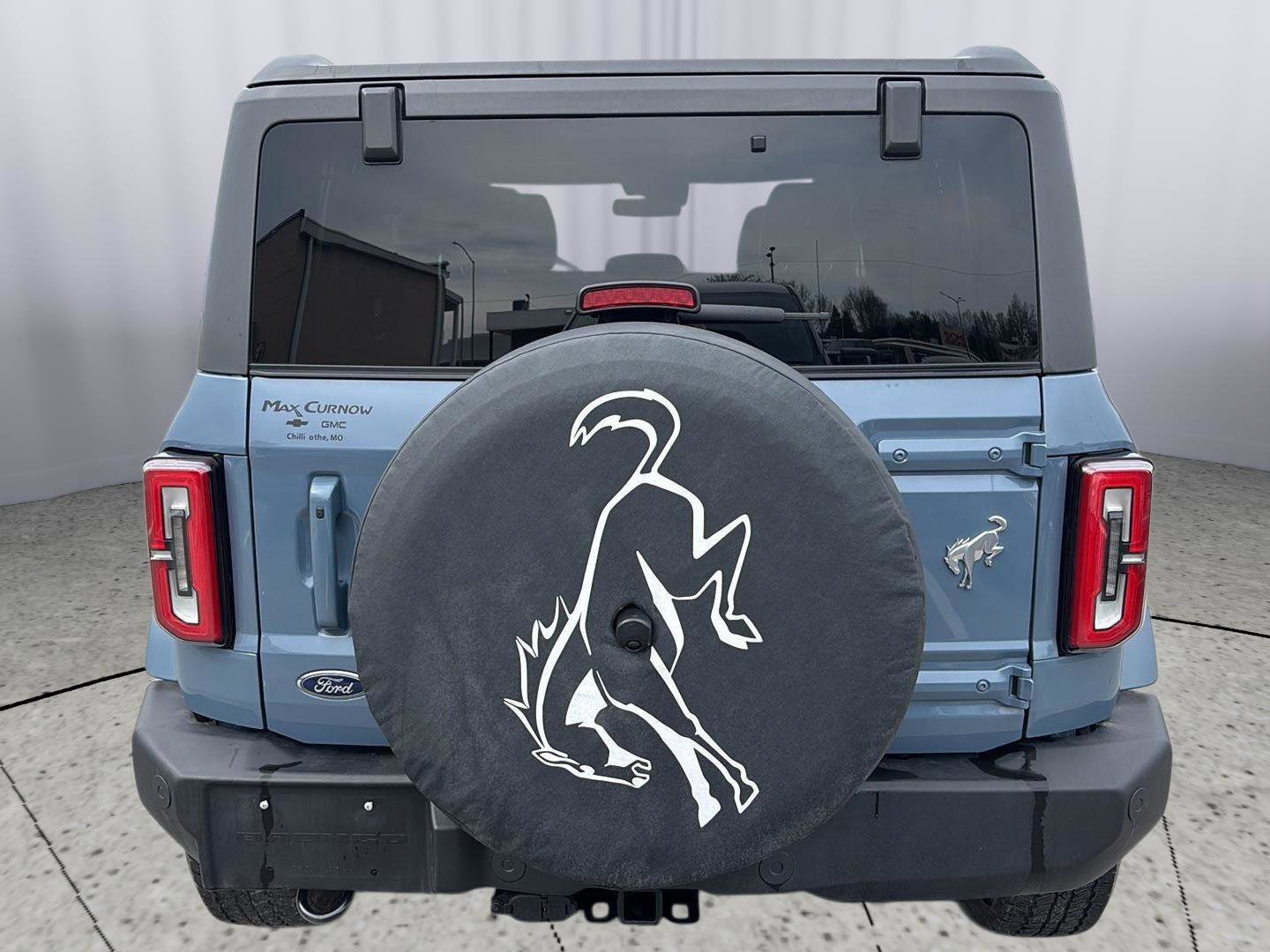 Used 2023 Ford Bronco Outer Banks image 4