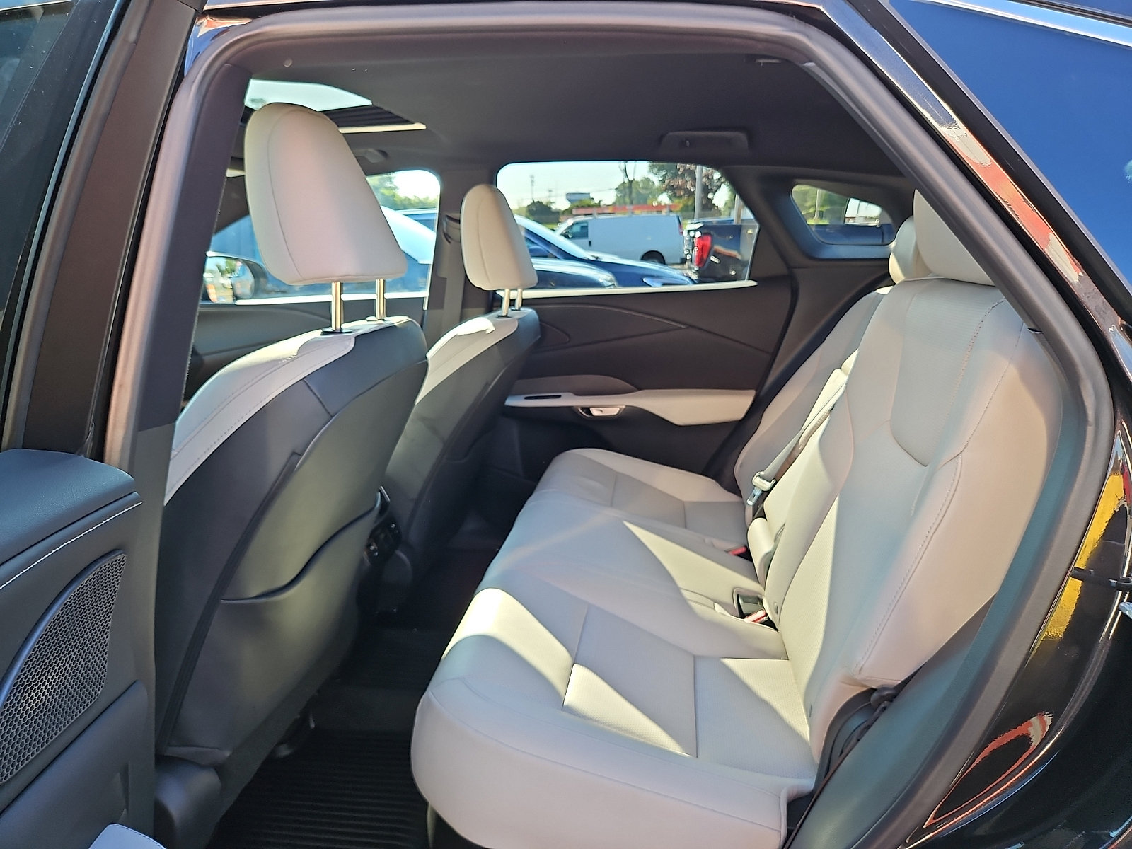 Used 2023 Lexus RX 350 Premium Plus w/ Accessory Package AWD/4WD image 10