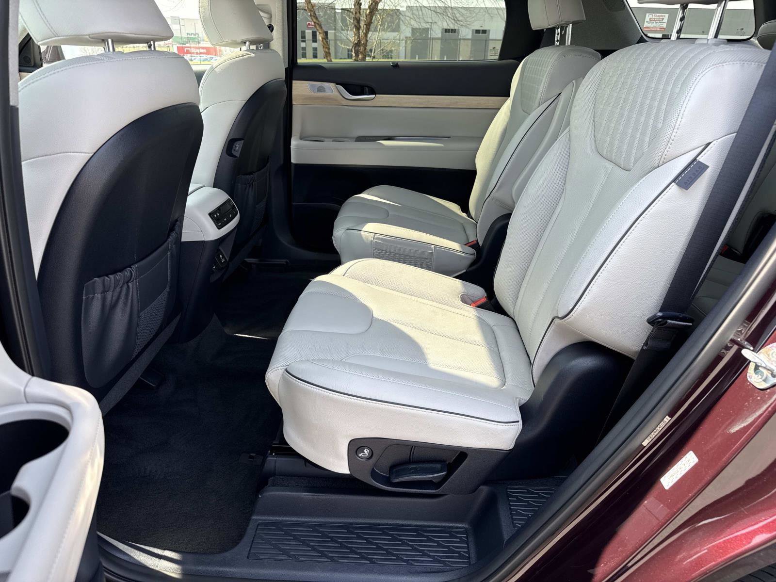 Used 2024 Hyundai Palisade Limited image 22