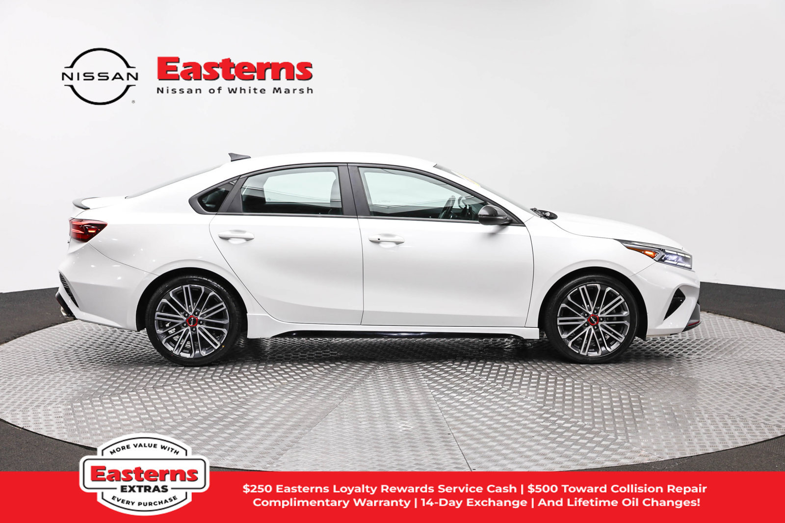 Used 2023 Kia Forte GT FWD image 4