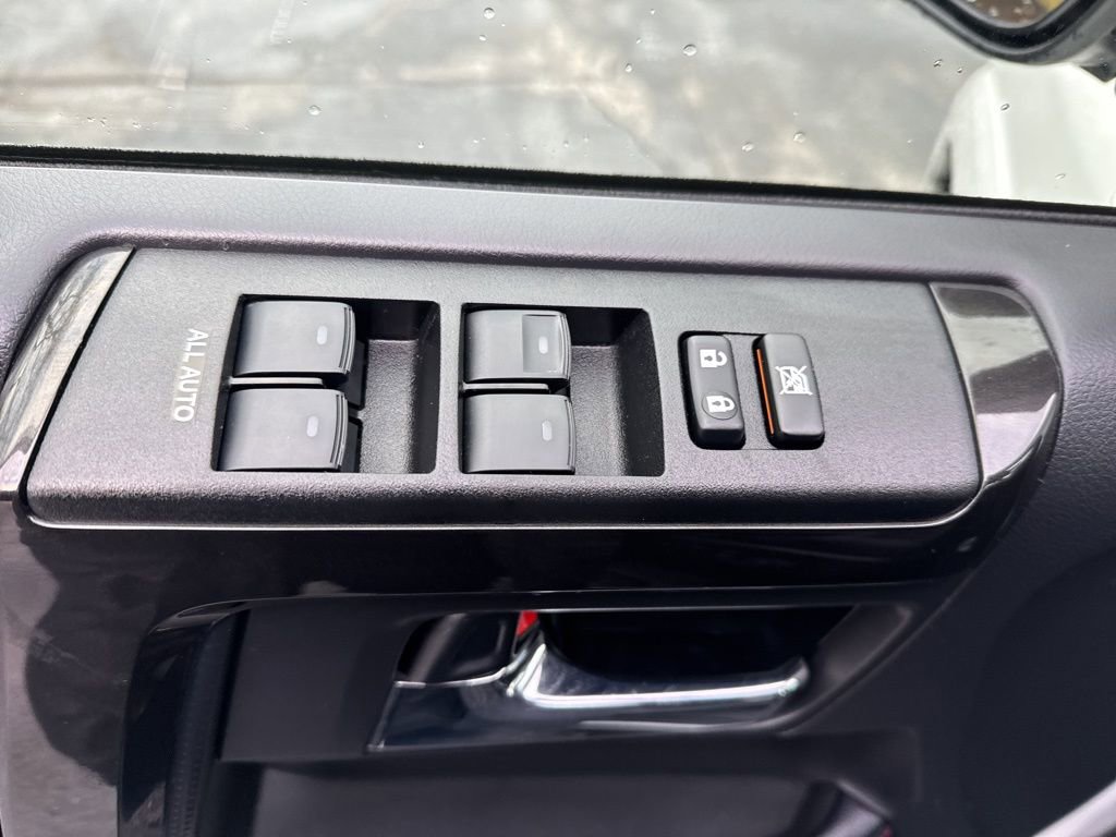 Used 2024 Toyota 4Runner TRD Off-Road Premium image 30