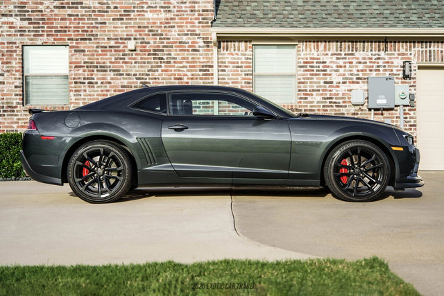 Used 2015 Chevrolet Camaro SS w/ SS Performance Package RWD image 9