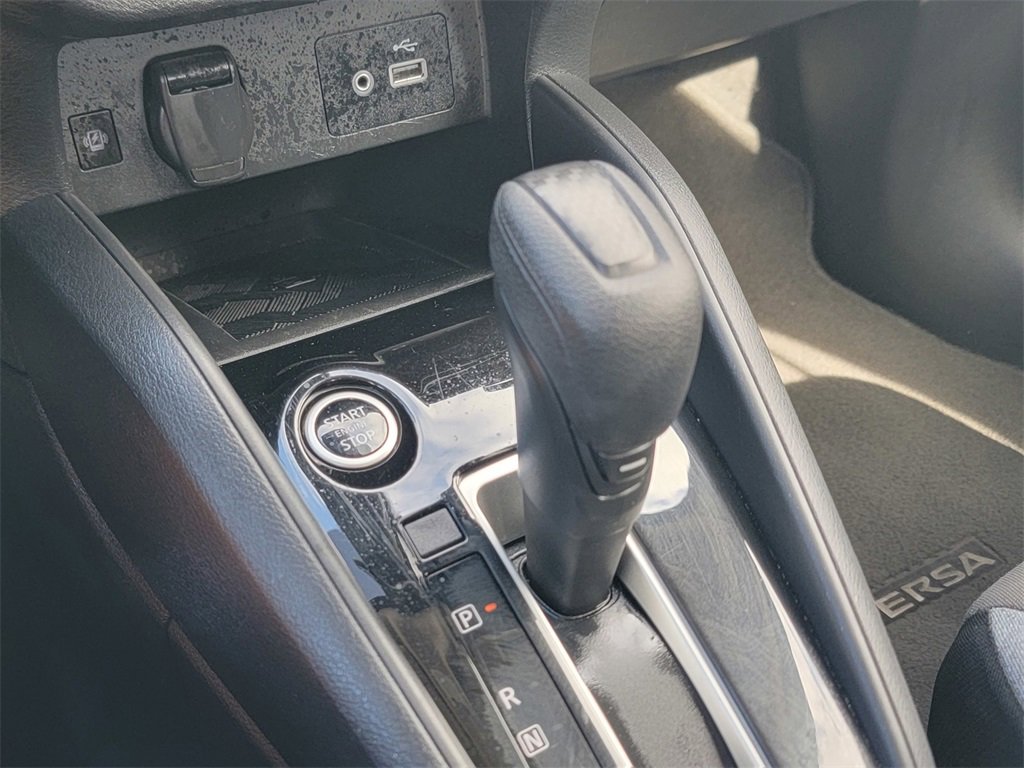 Used 2023 Nissan Versa SV image 28
