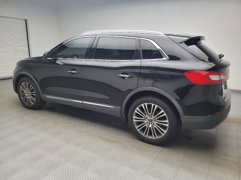 Used 2016 Lincoln MKX Reserve w/ Climate Package AWD/4WD image 3