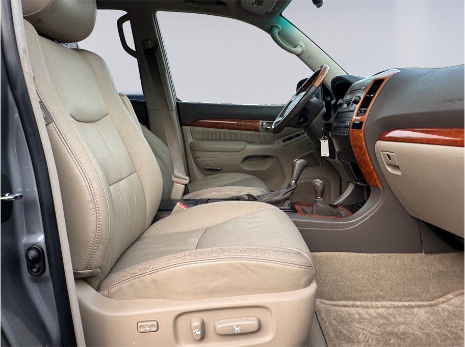 Used 2005 Lexus GX 470 AWD/4WD image 18