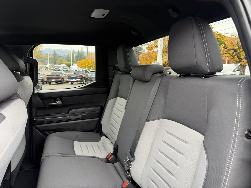 Used 2024 Toyota Tacoma TRD Off-Road image 28