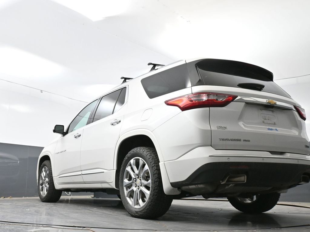 Used 2018 Chevrolet Traverse Premier AWD/4WD image 31