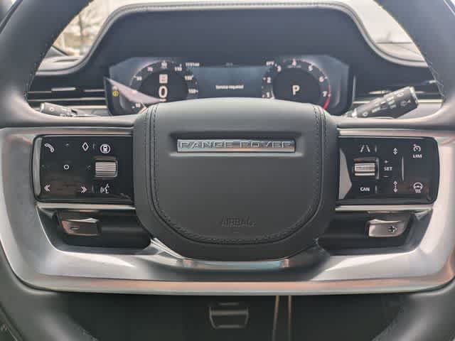 Used 2025 Land Rover Range Rover SE AWD/4WD image 21