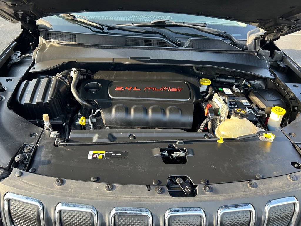 Certified 2022 Jeep Compass Latitude AWD/4WD image 29