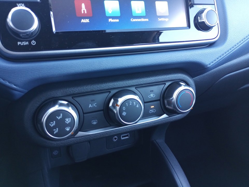 New 2025 Nissan Versa SV w/ Trunk Package image 17