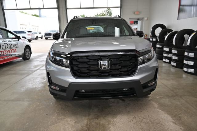 Used 2022 Honda Passport Elite image 2