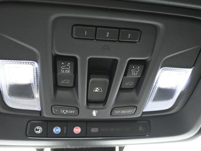 Used 2021 Chevrolet Silverado 1500 High Country w/ Technology Package image 35