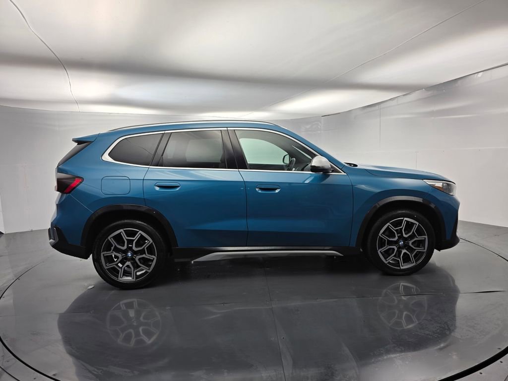 Certified 2023 BMW X1 xDrive28i w/ Convenience Package video 3