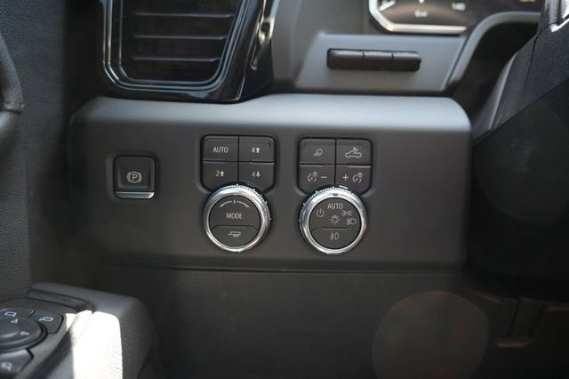 New 2026 GMC Sierra 2500 AT4 w/ AT4 Premium Plus Package AWD/4WD image 23