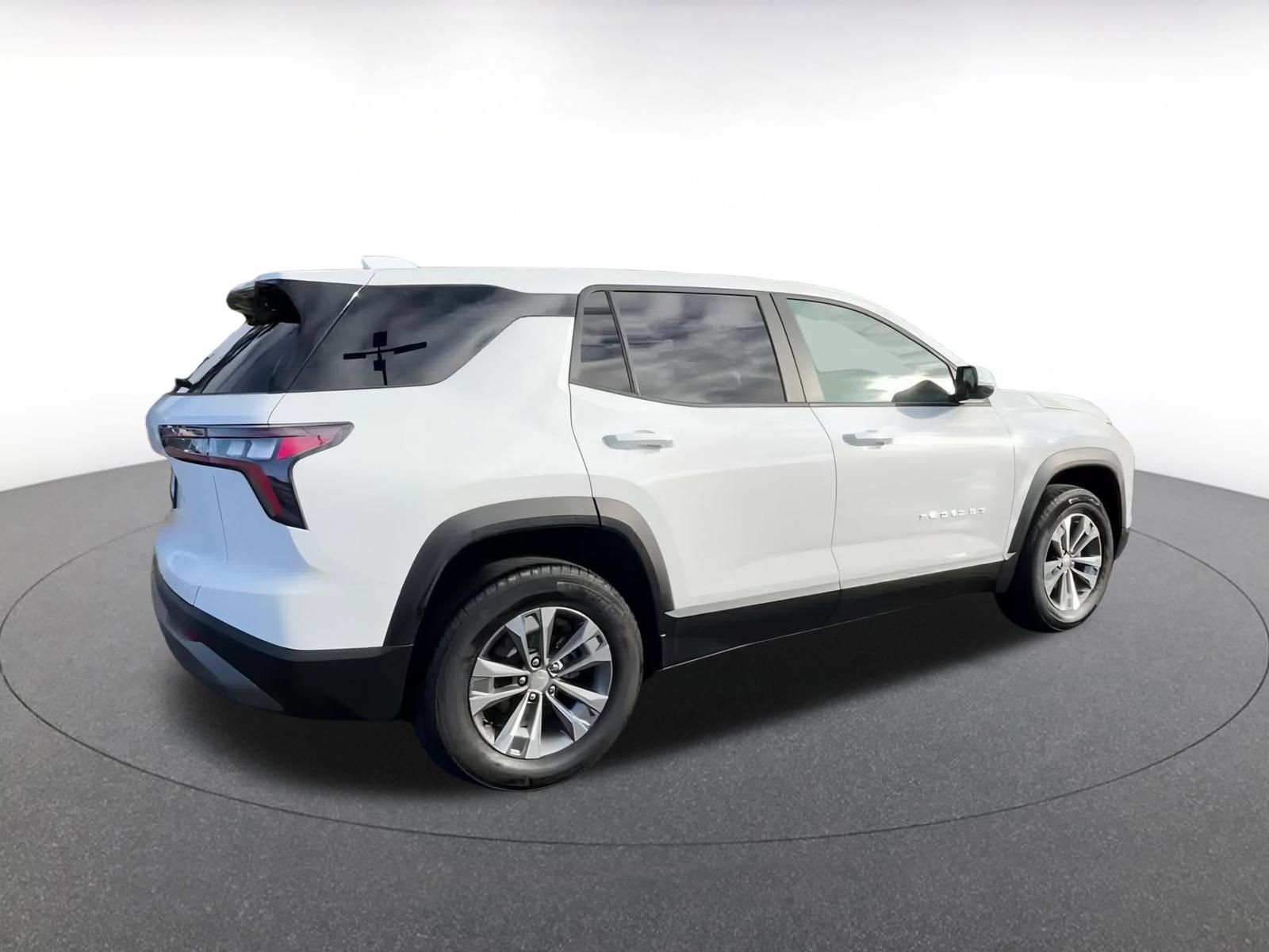 Used 2025 Chevrolet Equinox LT image 14