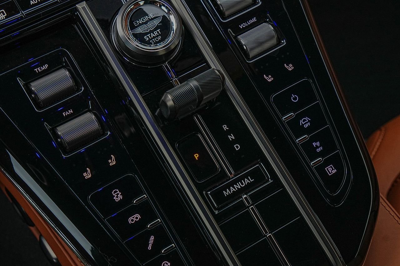 New 2026 Aston Martin V8 Vantage S image 29