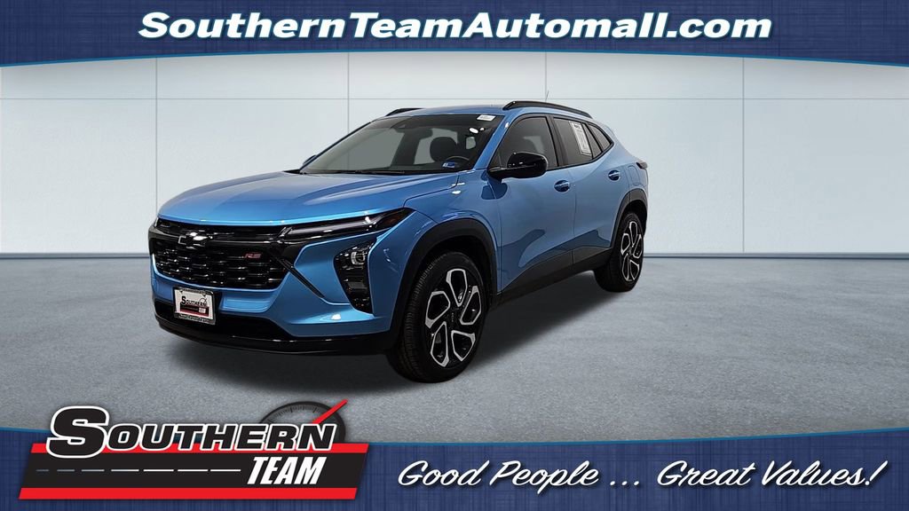 Used 2025 Chevrolet Trax RS w/ Driver Confidence Package image 1