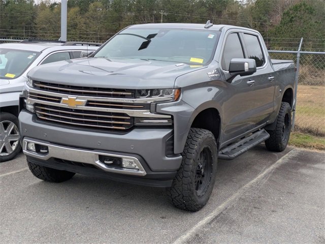 Used 2021 Chevrolet Silverado 1500 High Country w/ Technology Package image 3