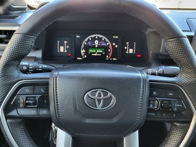 Used 2025 Toyota Tacoma SR5 image 15