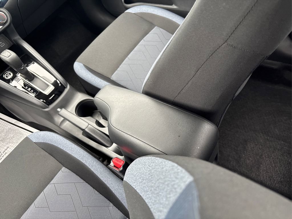 Certified 2025 Nissan Versa SV image 19