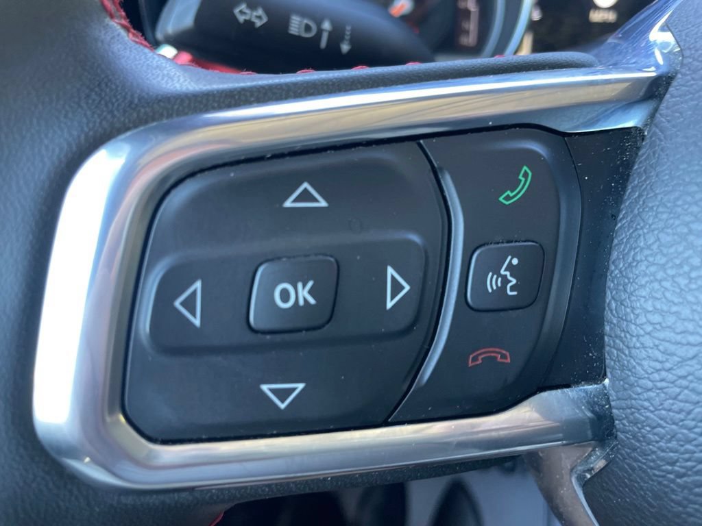 Used 2023 Jeep Gladiator Rubicon w/ LED Lighting Group AWD/4WD image 16