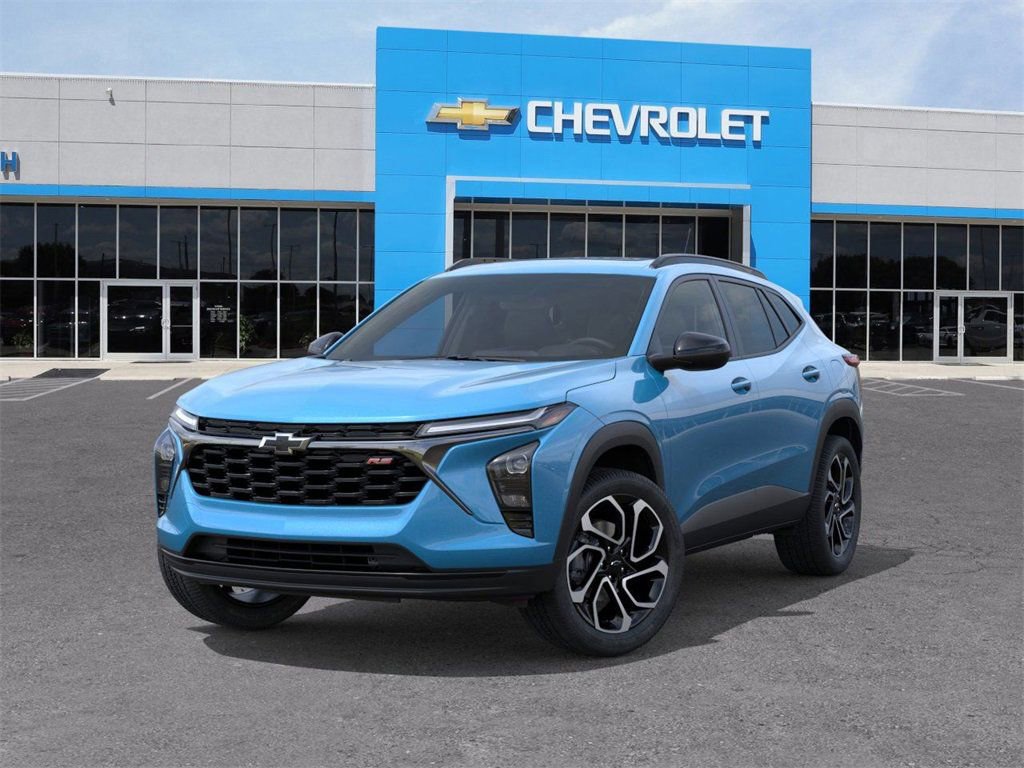 New 2026 Chevrolet Trax RS w/ Sunroof Package FWD image 6