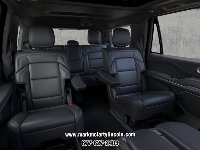 New 2026 Lincoln Navigator Reserve w/ Jet Appearance Package AWD/4WD image 11