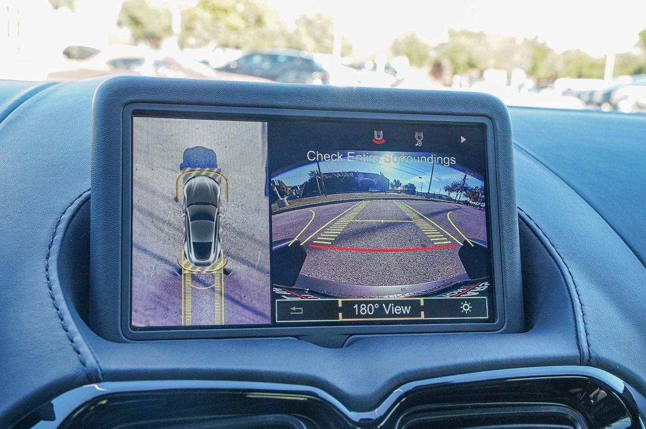 Used 2022 Aston Martin V8 Vantage Coupe image 28