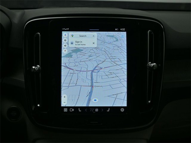 Used 2023 Volvo XC40 B5 Plus w/ Driver Assist Package image 14