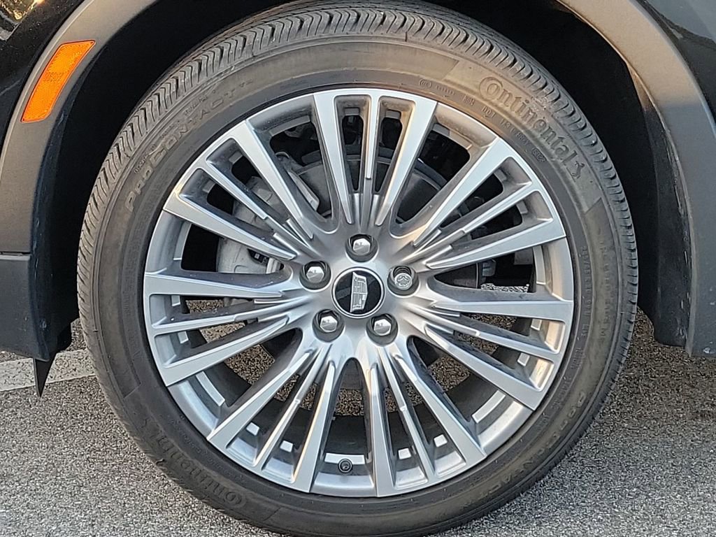 Used 2024 Cadillac XT4 Premium Luxury w/ Active Safety Package image 11