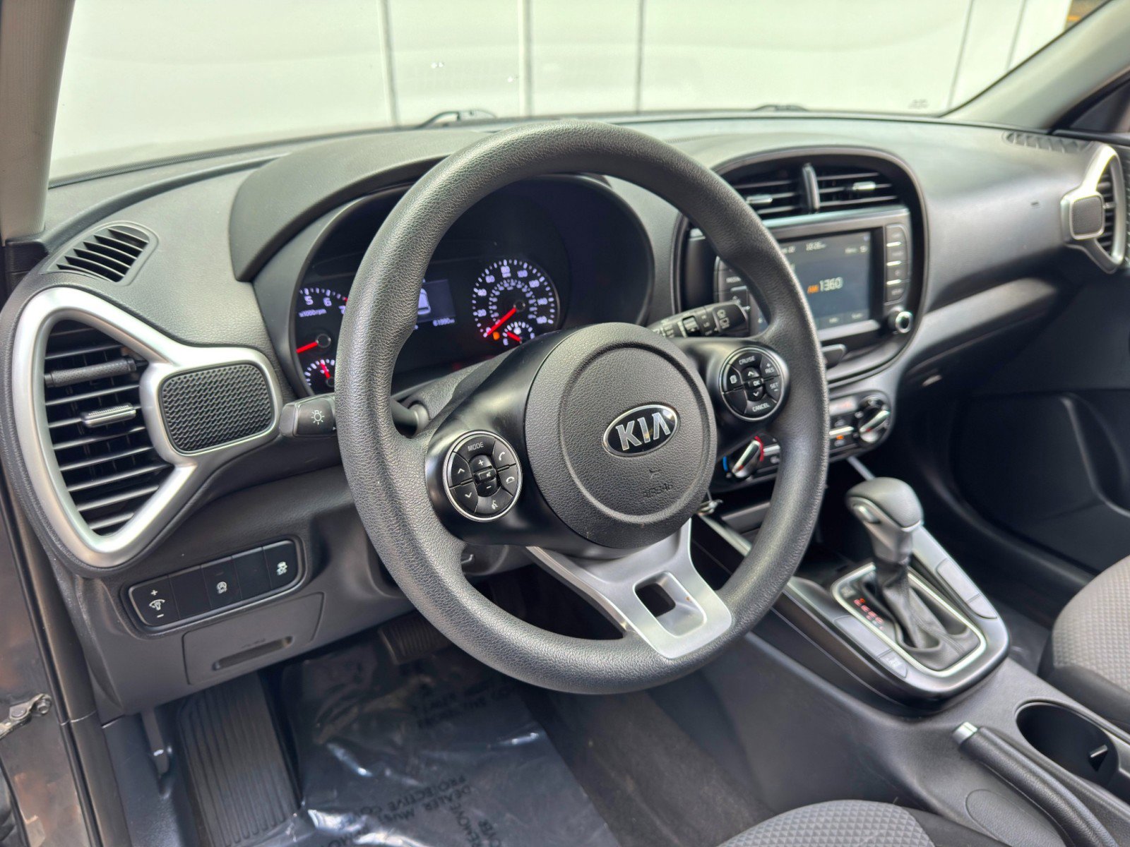 Used 2021 Kia Soul LX w/ Paint Protection Package image 11