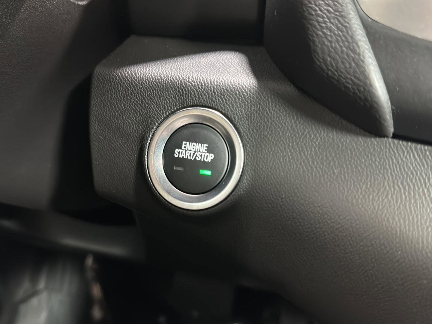 Used 2024 GMC Terrain SLT w/ Infotainment Package II image 15