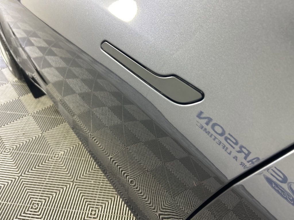 Used 2024 Tesla Model Y Long Range image 12