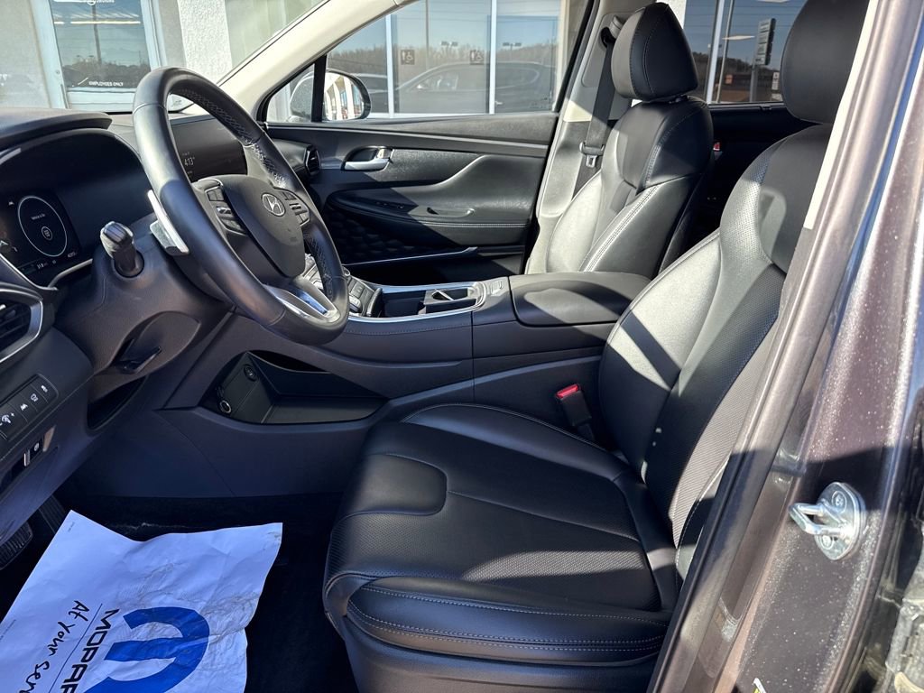 Used 2023 Hyundai Santa Fe SEL Premium image 17