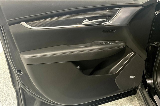 Used 2023 Cadillac XT6 Sport image 21