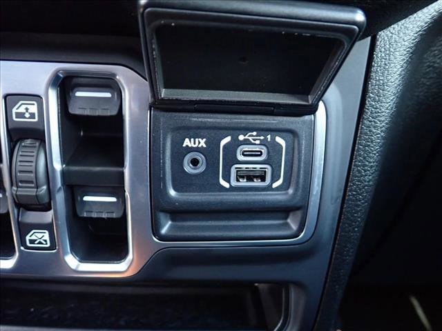 New 2025 Jeep Gladiator Sport AWD/4WD image 18