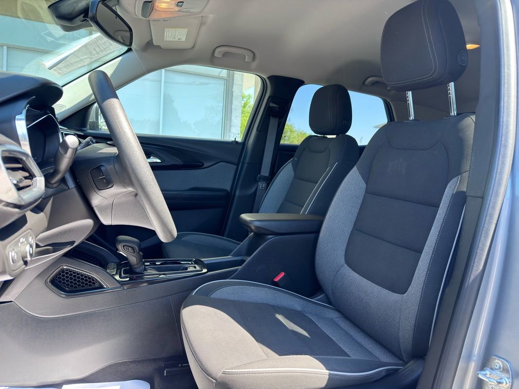 Used 2023 Chevrolet TrailBlazer LT w/ Convenience Package FWD image 15