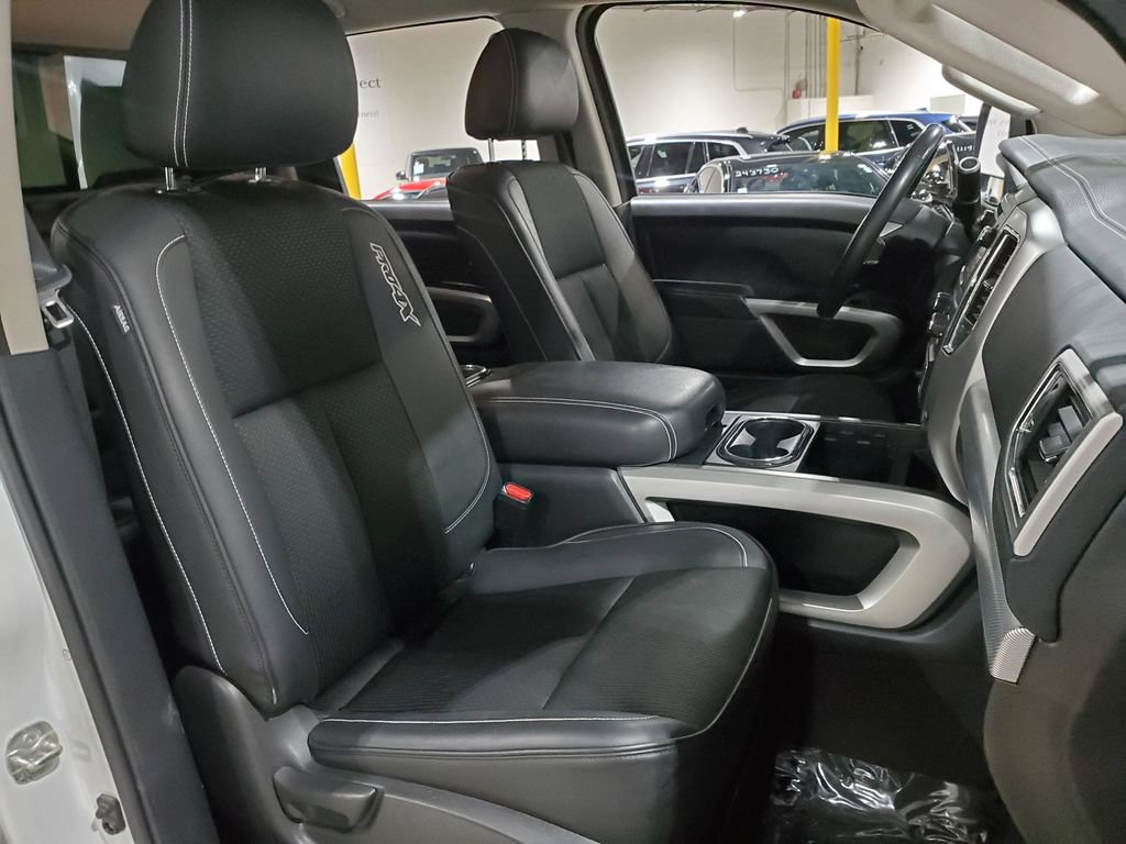 Used 2019 Nissan Titan PRO-4X AWD/4WD image 13