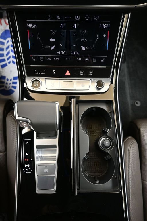 Certified 2025 Audi A8 L 3.0T image 34