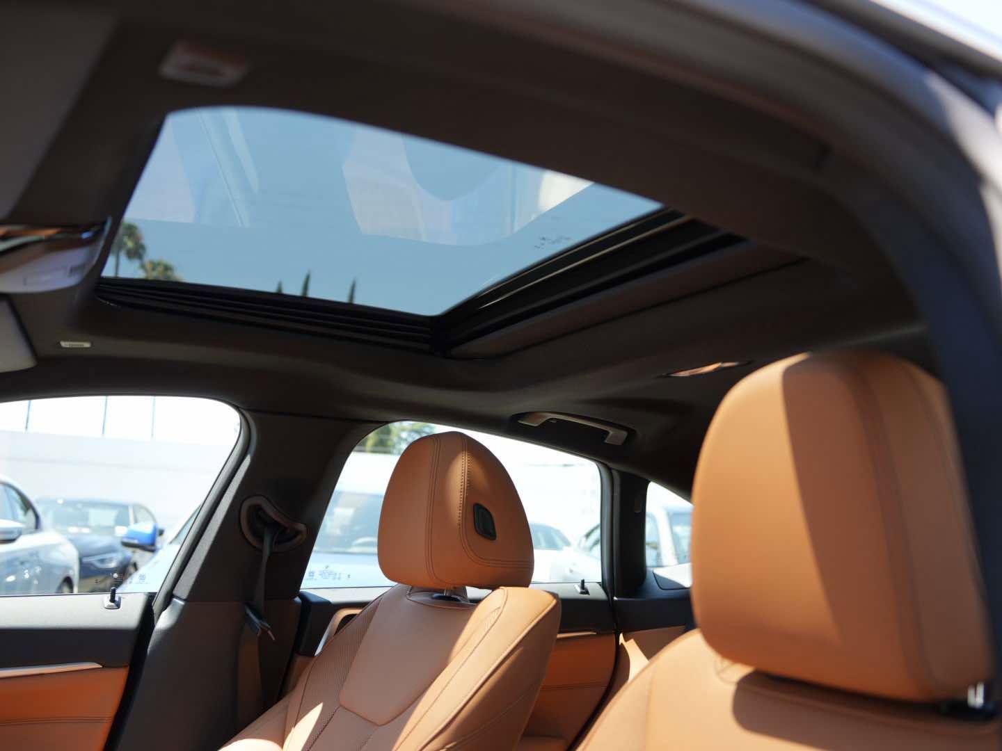 Used 2025 BMW 430i w/ Premium Package RWD image 17