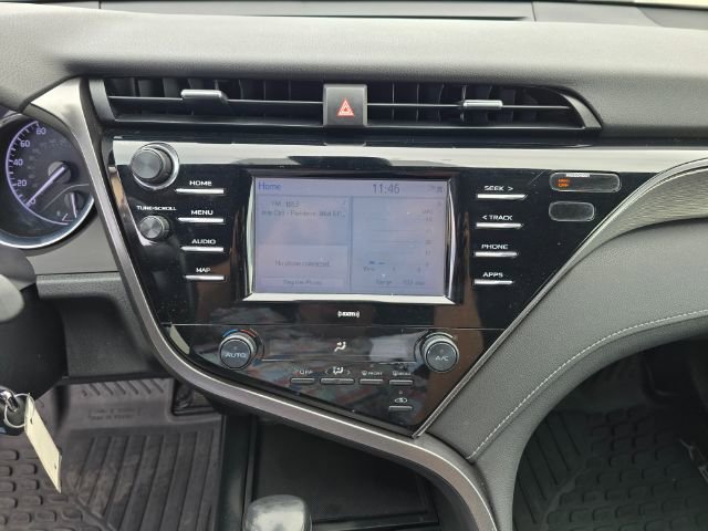 Used 2020 Toyota Camry SE image 20