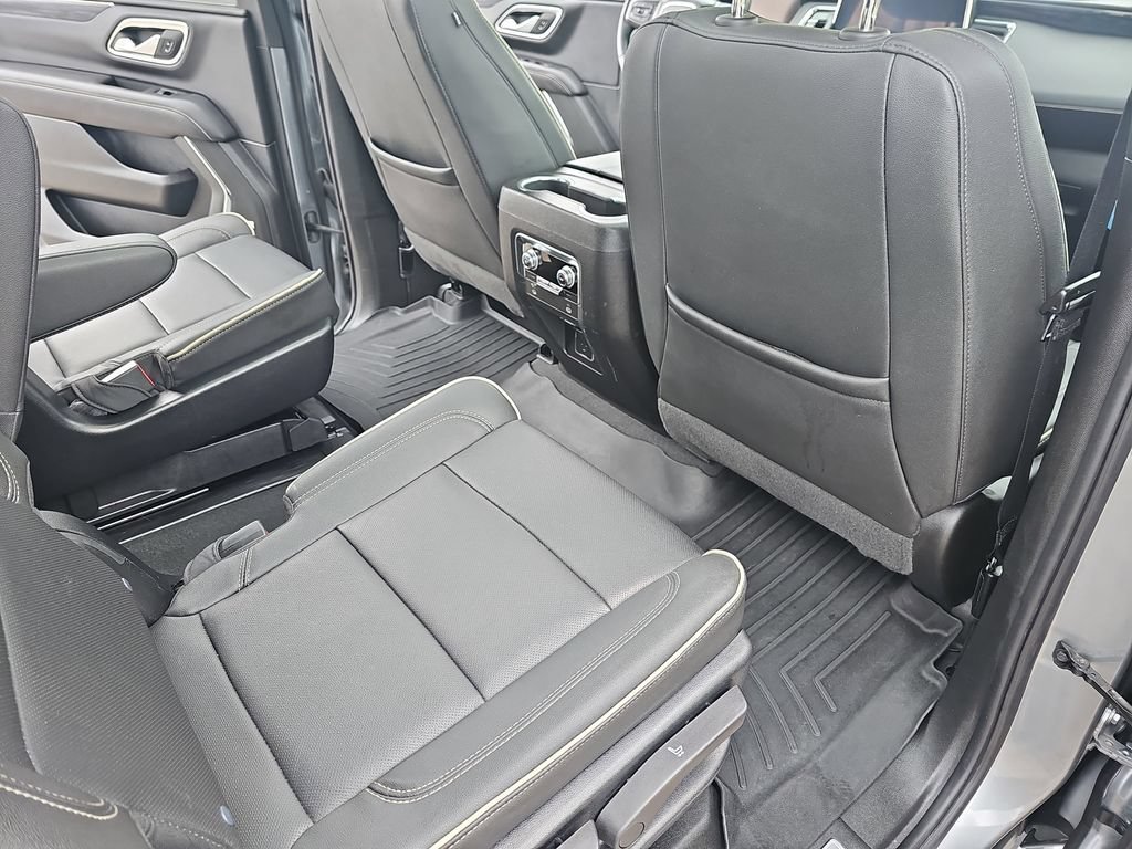 Certified 2023 GMC Yukon XL SLT AWD/4WD image 14