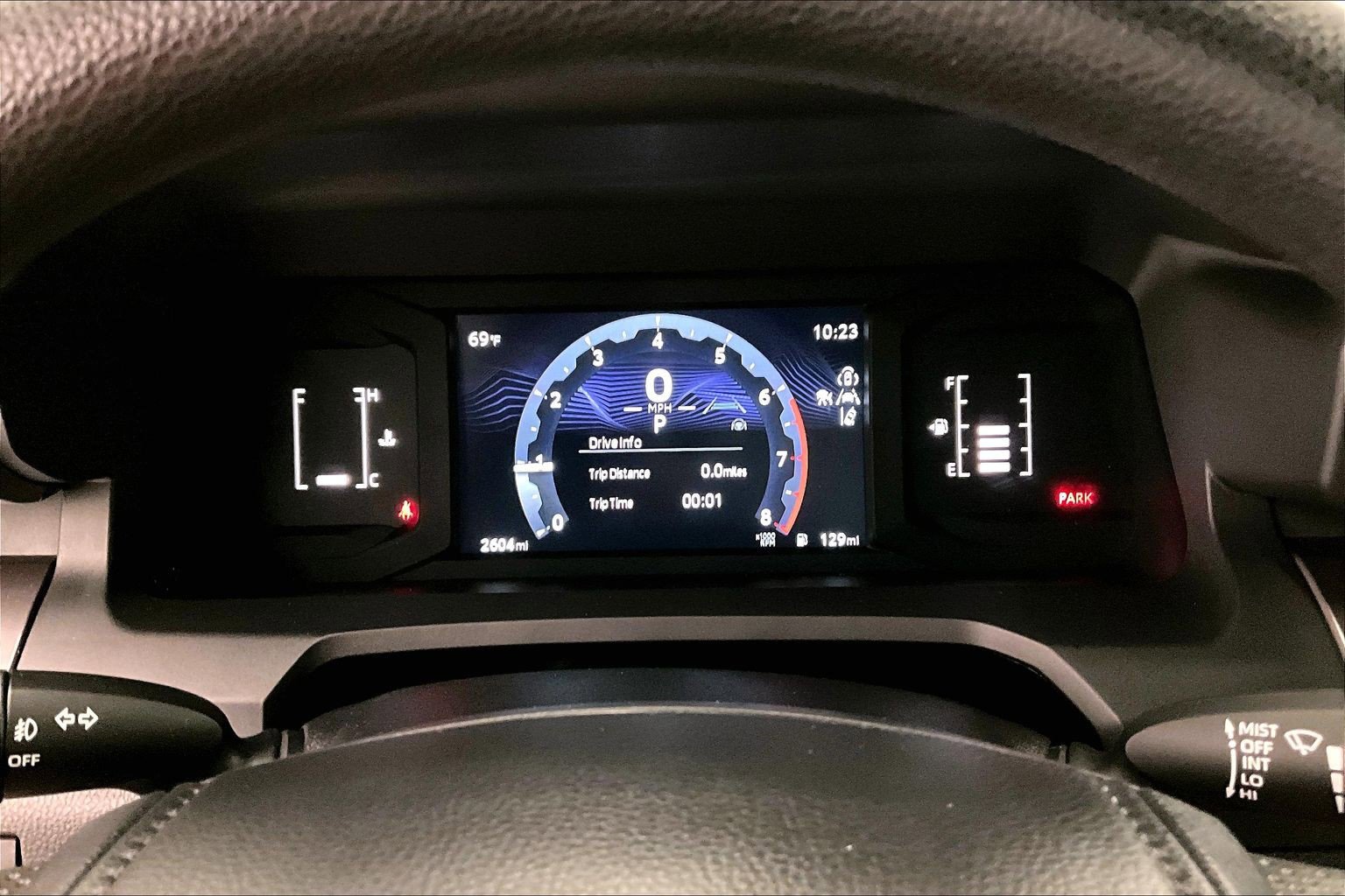 Used 2025 Toyota Tacoma SR5 AWD/4WD image 27