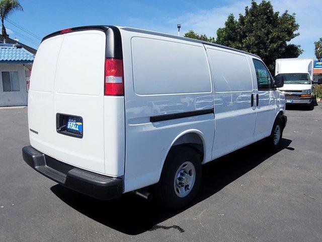New 2026 Chevrolet Express 2500 w/ Driver Convenience Package RWD image 8